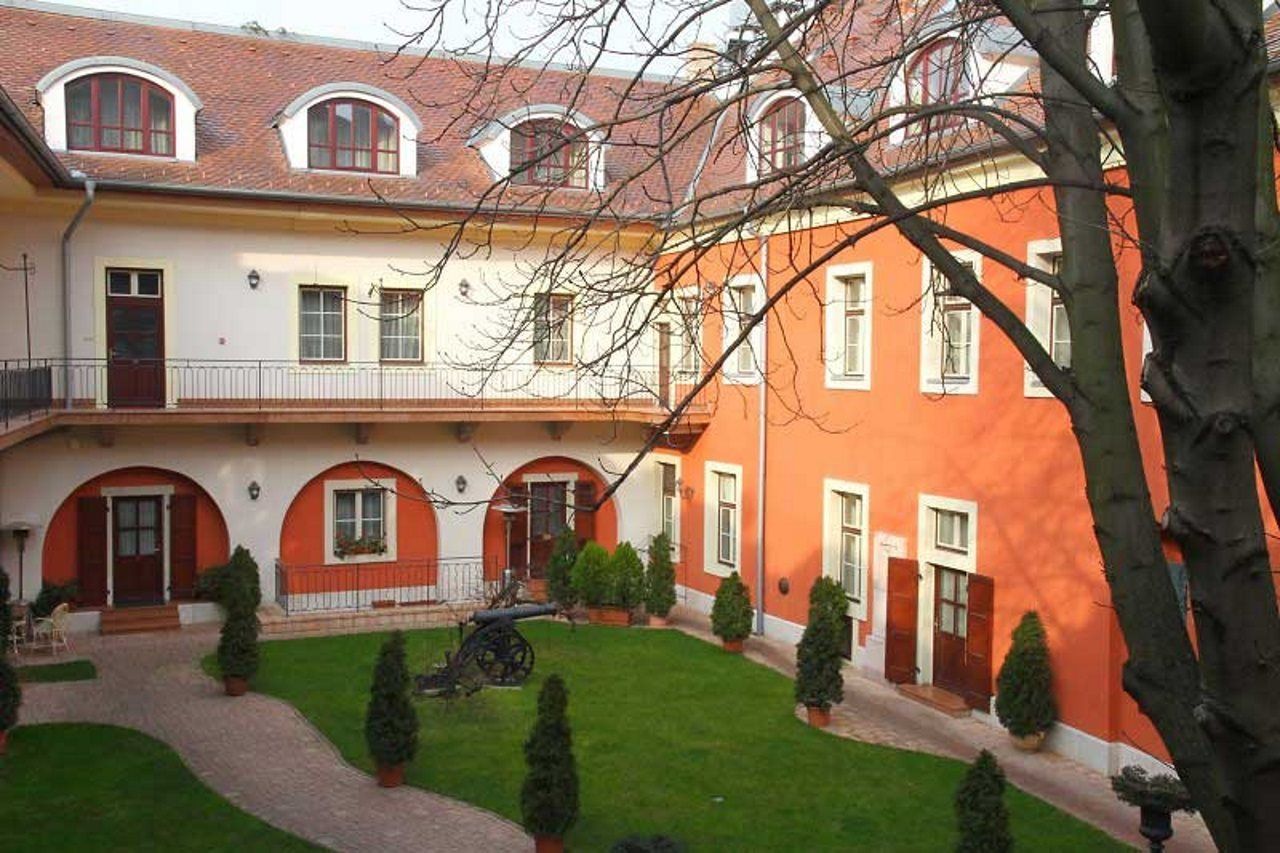 St. George Residence Budapest Exterior photo